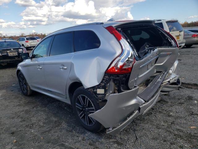 YV440MDR4H2225441 - 2017 VOLVO XC60 T5 DY SILVER photo 3