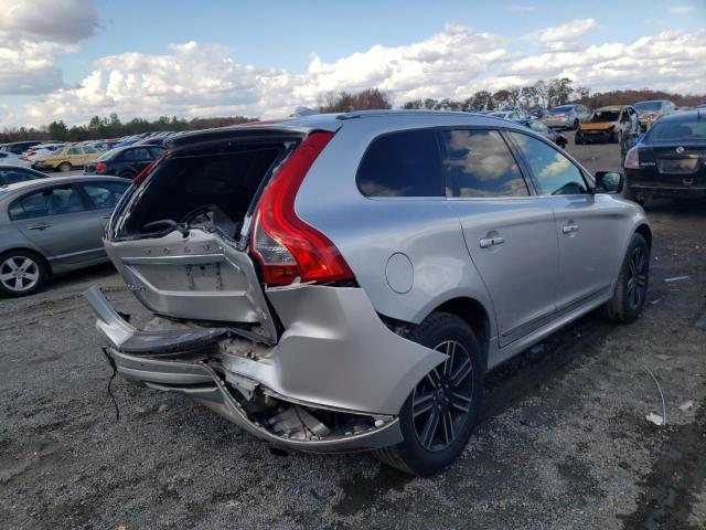 YV440MDR4H2225441 - 2017 VOLVO XC60 T5 DY SILVER photo 4