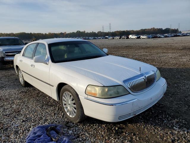 1LNHM82W33Y680565 - 2003 LINCOLN TOWN CAR S WHITE photo 1