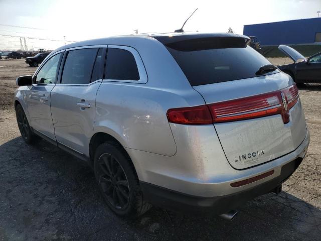 2LMHJ5AT8ABJ00174 - 2010 LINCOLN MKT SILVER photo 3