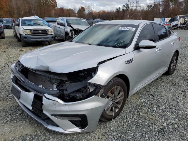 5XXGT4L3XLG391549 - 2020 KIA OPTIMA SILVER photo 2