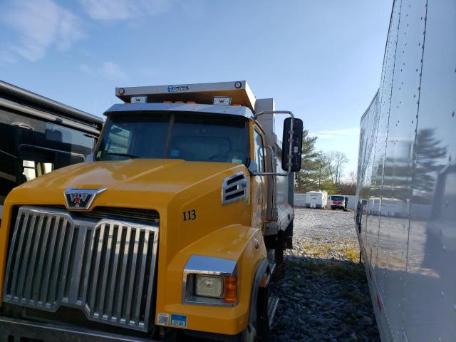 5KKMAVDV5JP****** - 2018 WESTERN STAR/AUTO CAR CONVENTION YELLOW photo 1