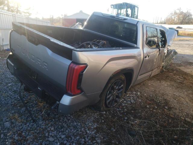 5TFNA5DB3NX039336 - 2022 TOYOTA TUNDRA CRE Gümüş foto 4