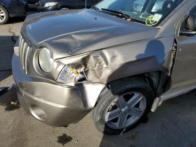 1J8FF47W17D200083 - 2007 JEEP COMPASS GRAY photo 9