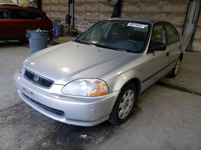 JHMEJ6627WS014004 - 1998 HONDA CIVIC DX SILVER photo 2