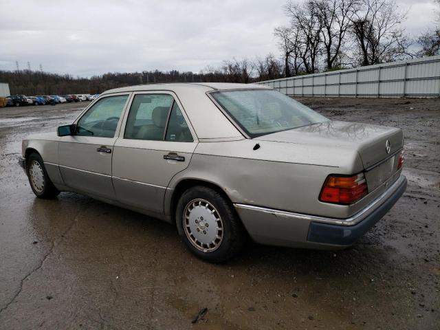 WDBEA28E0PB971897 - 1993 MERCEDES-BENZ 300-CLASS GOLD photo 3