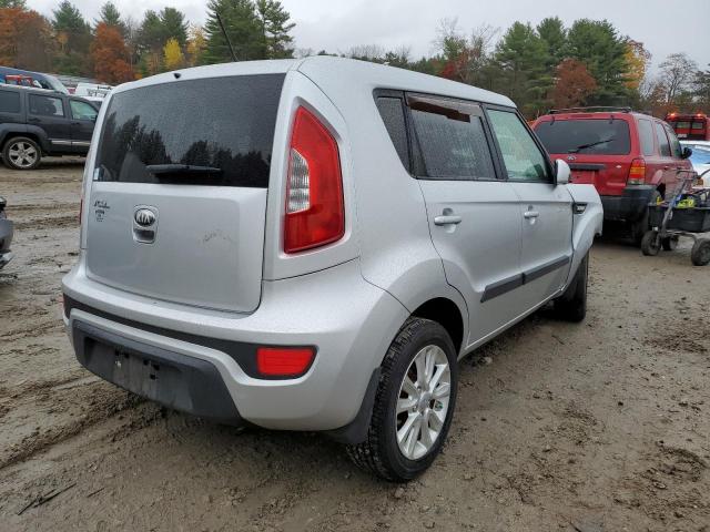 KNDJT2A57D7765639 - 2013 KIA SOUL SILVER photo 4