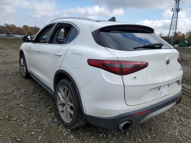 ZASFAKBN0J7C28947 - 2018 ALFA ROMEO STELVIO TI WHITE photo 3