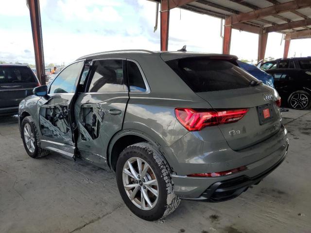 WA1DECF37N1069656 - 2022 AUDI Q3 PREMIUM GRAY photo 3