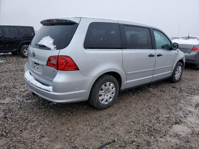 2V4RW4DG3BR717995 - 2011 VOLKSWAGEN ROUTAN S SILVER photo 4