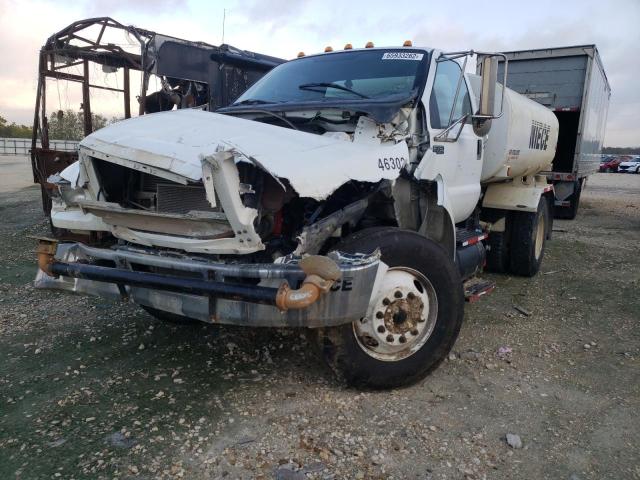 3FRNF7FA4FV099387 - 2015 FORD F750 SUPER WHITE photo 2