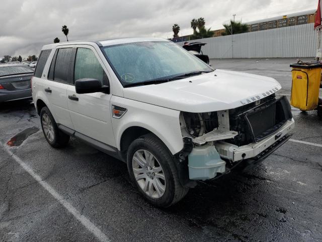 SALFS24N18H017739 - 2008 LAND ROVER LR2 SE TEC WHITE photo 1