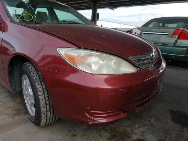 4T1BF30K73U046783 - 2003 TOYOTA CAMRY LE RED photo 9