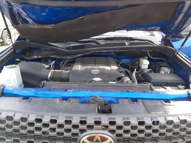 5TFUW5F15JX701445 - 2018 TOYOTA TUNDRA DOU BLUE photo 7