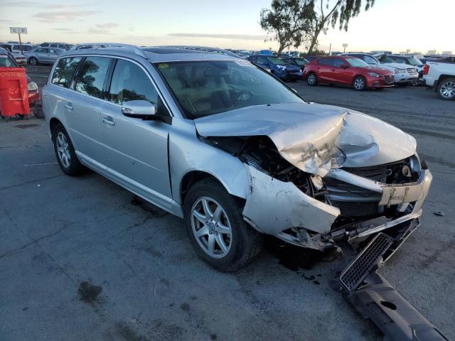 YV1960BW2A1136711 - 2010 VOLVO V70 3.2 SILVER photo 1