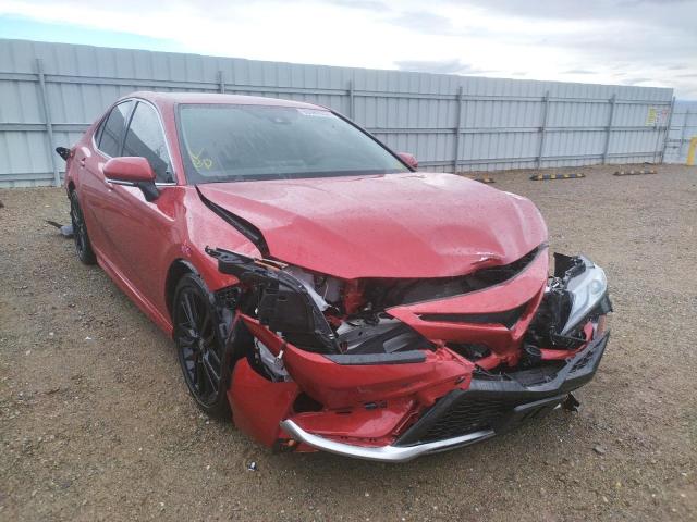 4T1K31AK4NU039837 - 2022 TOYOTA CAMRY XSE RED photo 1