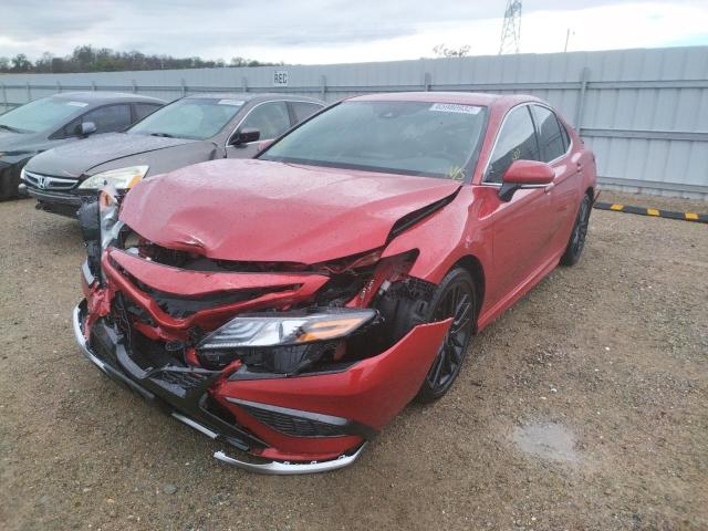 4T1K31AK4NU039837 - 2022 TOYOTA CAMRY XSE RED photo 2