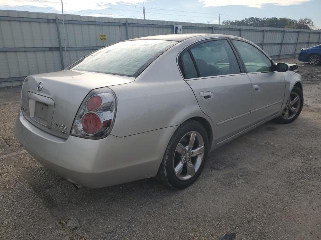 1N4BL11E55C109825 - 2005 NISSAN ALTIMA SE GRAY photo 4