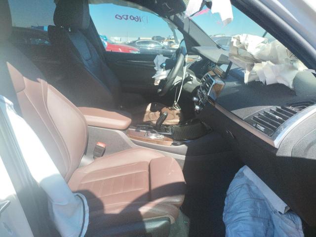 5UXTR9C5XJLD65074 - 2018 BMW X3 XDRIVE3 WHITE photo 5