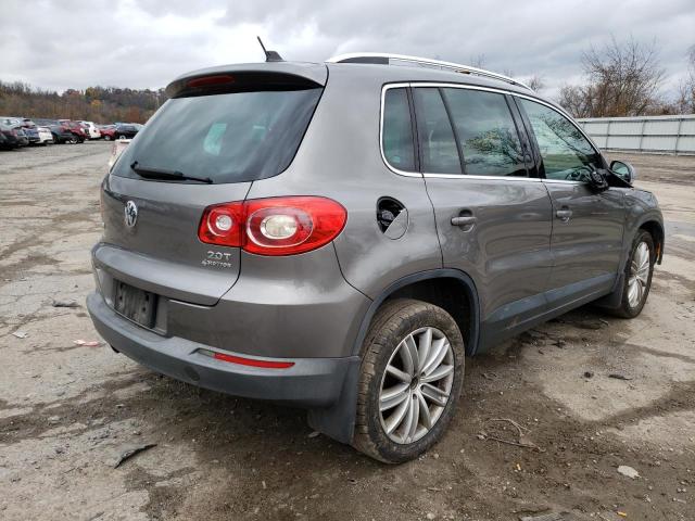 WVGBV7AX3AW519391 - 2010 VOLKSWAGEN TIGUAN SE GRAY photo 4