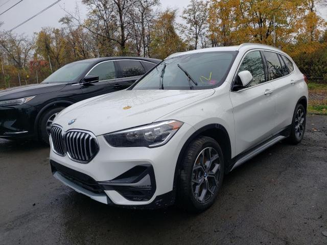 WBXJG9C00L5P45986 - 2020 BMW X1 XDRIVE2 WHITE photo 2