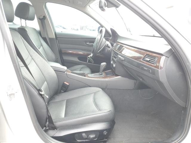 WBAPL5C51BA742220 - 2011 BMW 335 XI SILVER photo 5