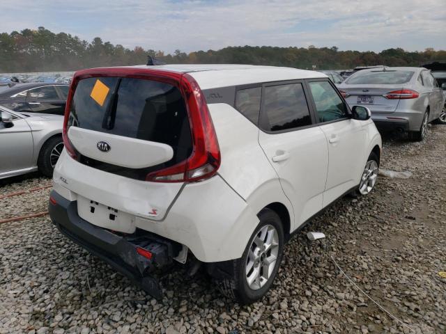 KNDJ23AU0M7773162 - 2021 KIA SOUL LX WHITE photo 4