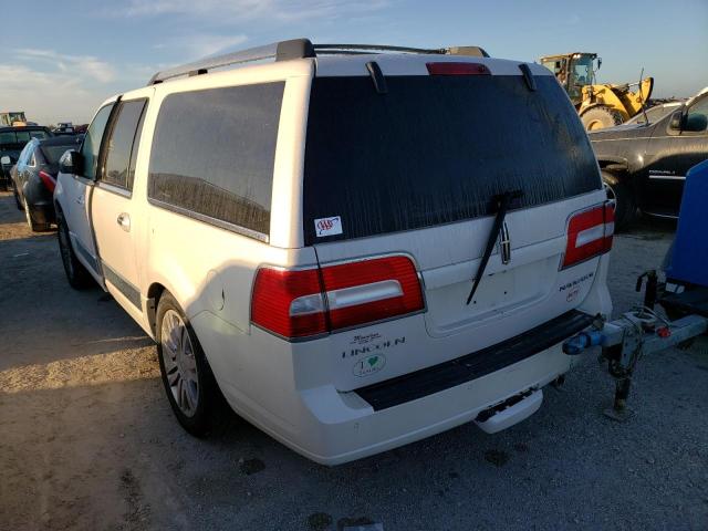5LMJJ3J50BEJ09456 - 2011 LINCOLN NAVIGATOR WHITE photo 3