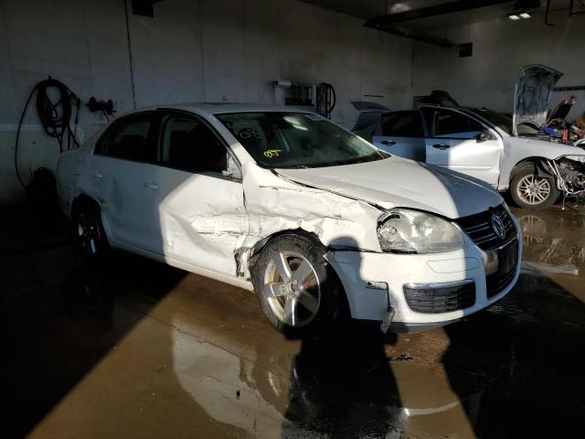 3VWRM71K88M****** - 2008 VOLKSWAGEN JETTA WHITE photo 1