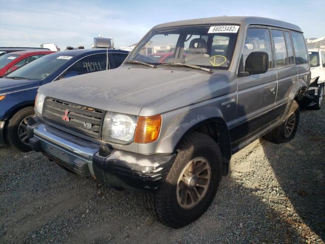 JA4MR51H5PJ008425 - 1993 MITSUBISHI MONTERO SR GREEN photo 2