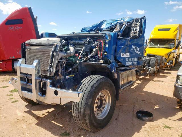 4V5K99EJ9KN905198 - 2019 VOLVO VHD BLUE photo 2