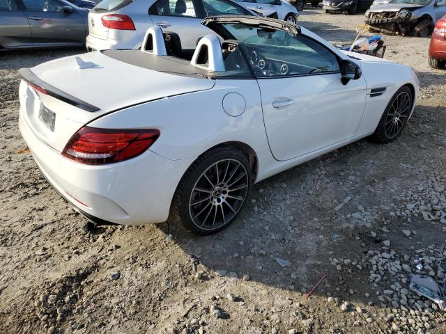 WDDPK3JA2JF151749 - 2018 MERCEDES-BENZ SLC 300 WHITE photo 3