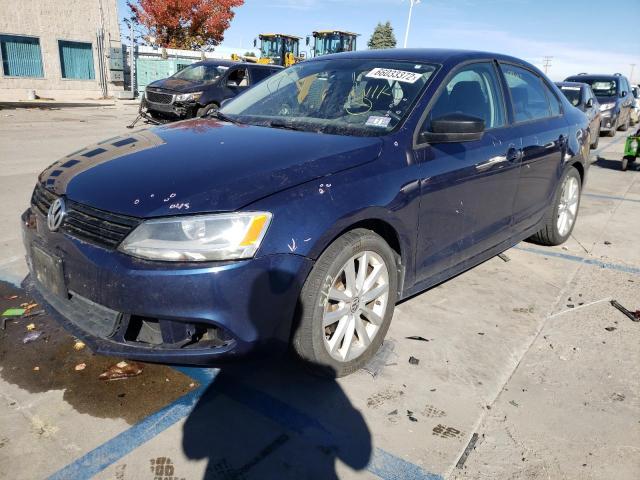 3VW2K7AJ0EM232781 - 2014 VOLKSWAGEN JETTA BASE BLUE photo 2