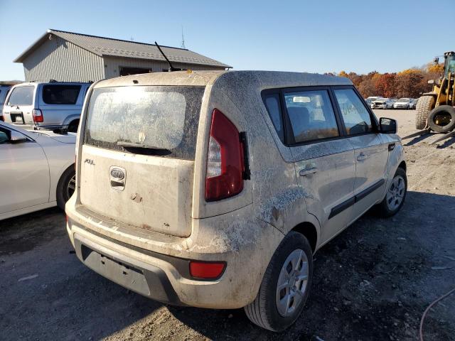 KNDJT2A54C7440476 - 2012 KIA SOUL WHITE photo 4