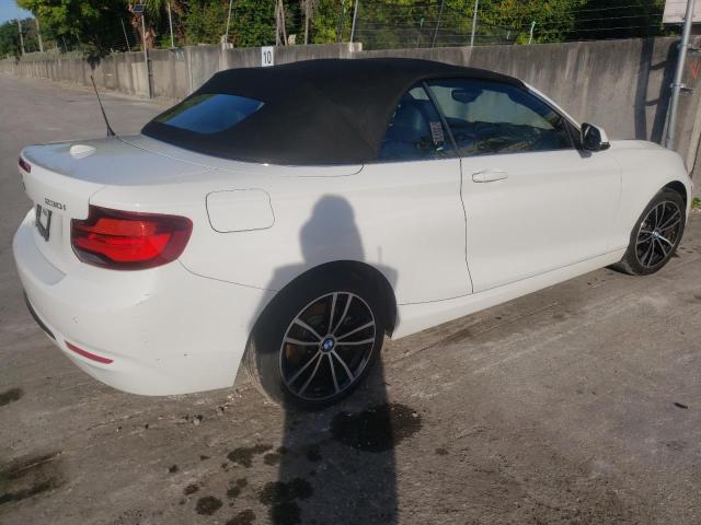 WBA2K1C0XL7F99487 - 2020 BMW 230XI WHITE photo 3