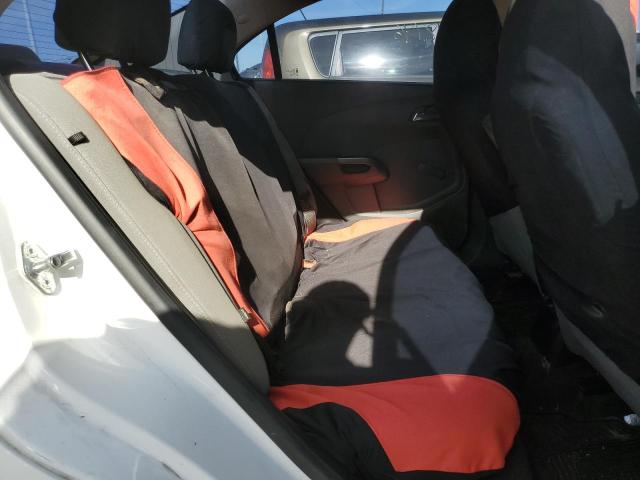 1G1JA5SHXC4149359 - 2012 CHEVROLET SONIC LS WHITE photo 6