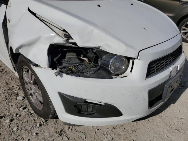 1G1JA5SHXC4149359 - 2012 CHEVROLET SONIC LS WHITE photo 9