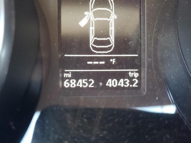 1VWDT7A31HC073637 - 2017 VOLKSWAGEN PASSAT R-L BLACK photo 8