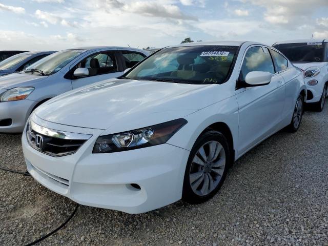 1HGCS1B3XBA006410 - 2011 HONDA ACCORD LX- WHITE photo 2