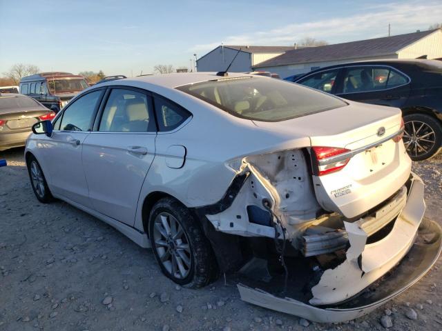 3FA6P0H73HR176484 - 2017 FORD FUSION SE WHITE photo 3