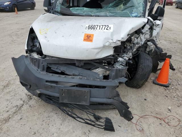 ZFBERFAB1H6E28379 - 2017 RAM PROMASTER WHITE photo 9