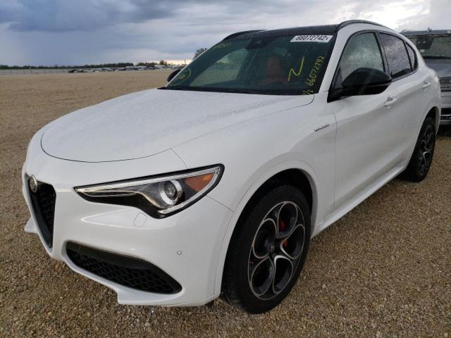 ZASPAKBN5N7D25541 - 2022 ALFA ROMEO STELVIO TI 白色 照片 2