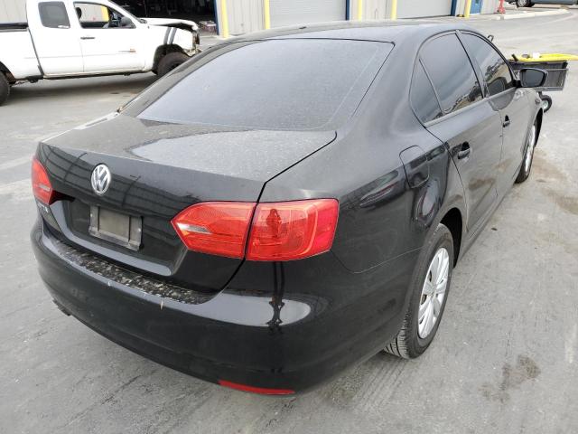 3VW2K7AJ4DM252398 - 2013 VOLKSWAGEN JETTA BASE BLACK photo 4