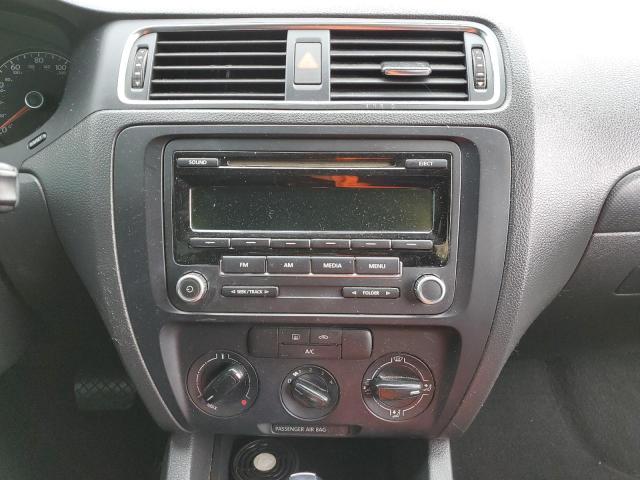 3VW2K7AJ4DM252398 - 2013 VOLKSWAGEN JETTA BASE BLACK photo 9