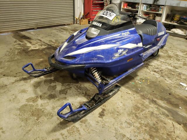 8EA000151 - 1999 YAMAHA SNOWMOBILE BLUE photo 2