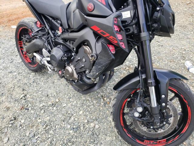 JYARN53E1JA003204 - 2018 YAMAHA MT09 BLACK photo 9