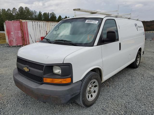 1GCSGAFX3E1198251 - 2014 CHEVROLET EXPRESS G1 WHITE photo 2