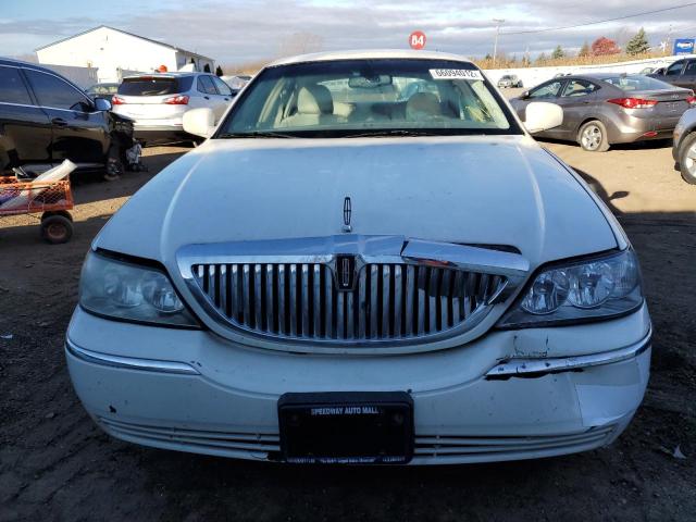 1LNHM81W15Y662215 - 2005 LINCOLN TOWN CAR S WHITE photo 9