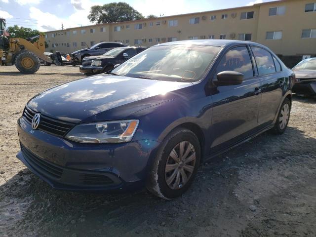 3VW2K7AJ3EM432375 - 2014 VOLKSWAGEN JETTA BASE BLUE photo 2