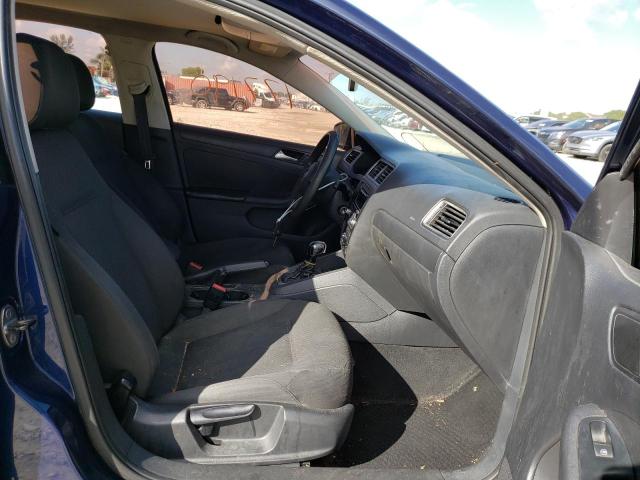 3VW2K7AJ3EM432375 - 2014 VOLKSWAGEN JETTA BASE BLUE photo 5